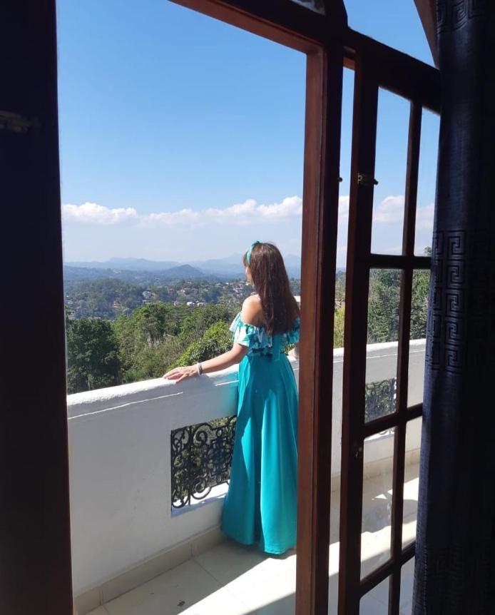 Ceylon Breeze Hotell Kandy Eksteriør bilde